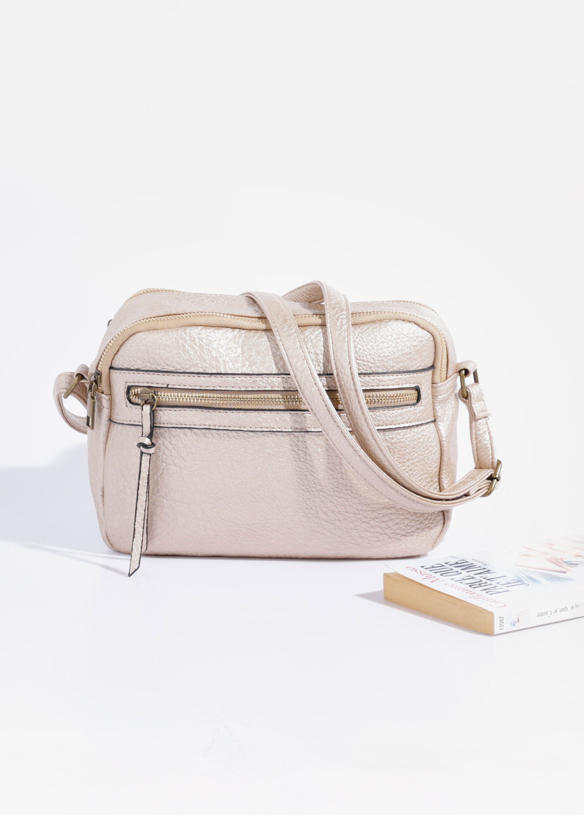 Bolso_compacto_con_doble_cremallera_metálica_Dorado_FA1_slim
