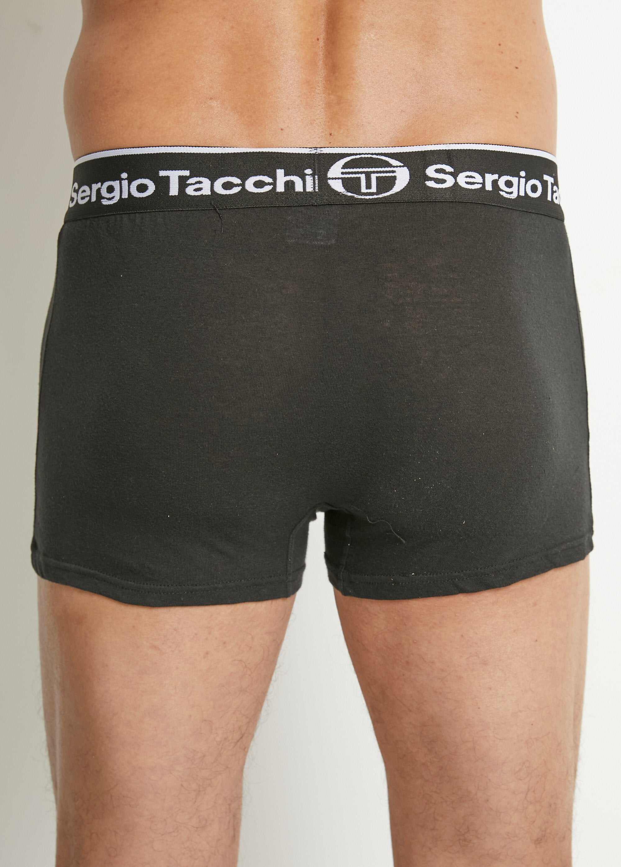 Conjunto_de_calzoncillos_bóxer_+_3_pares_de_calcetines_Negro_DO1_slim