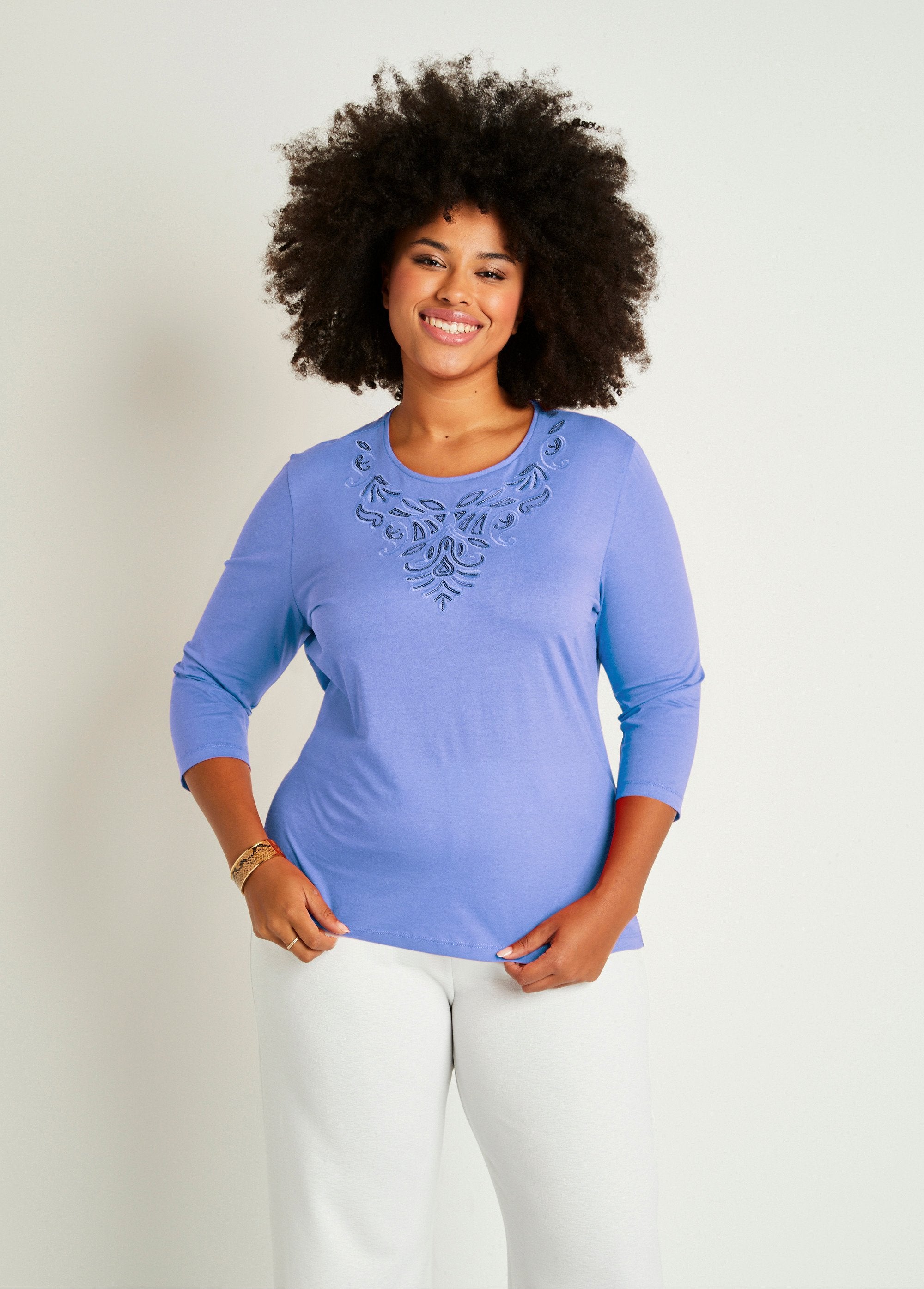 Camiseta_corta_bordada_manga_3/4_Azul_FA1_curvy