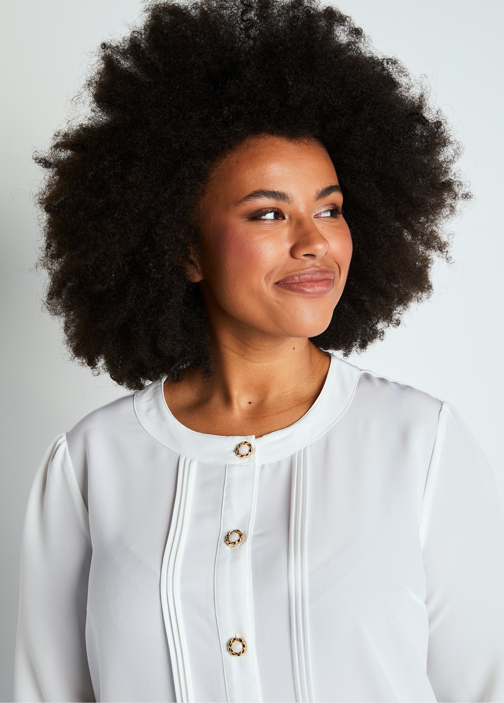 Túnica_holgada_de_largo_medio_con_cuello_redondo_Natural_DE1_curvy