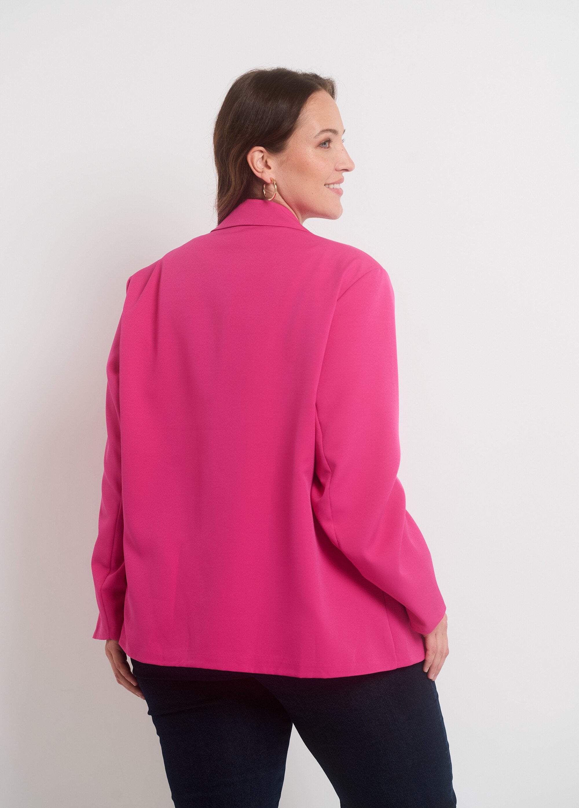 Chaqueta_blazer_fluida_con_cuello_sastre_Fucsia_DO1_curvy