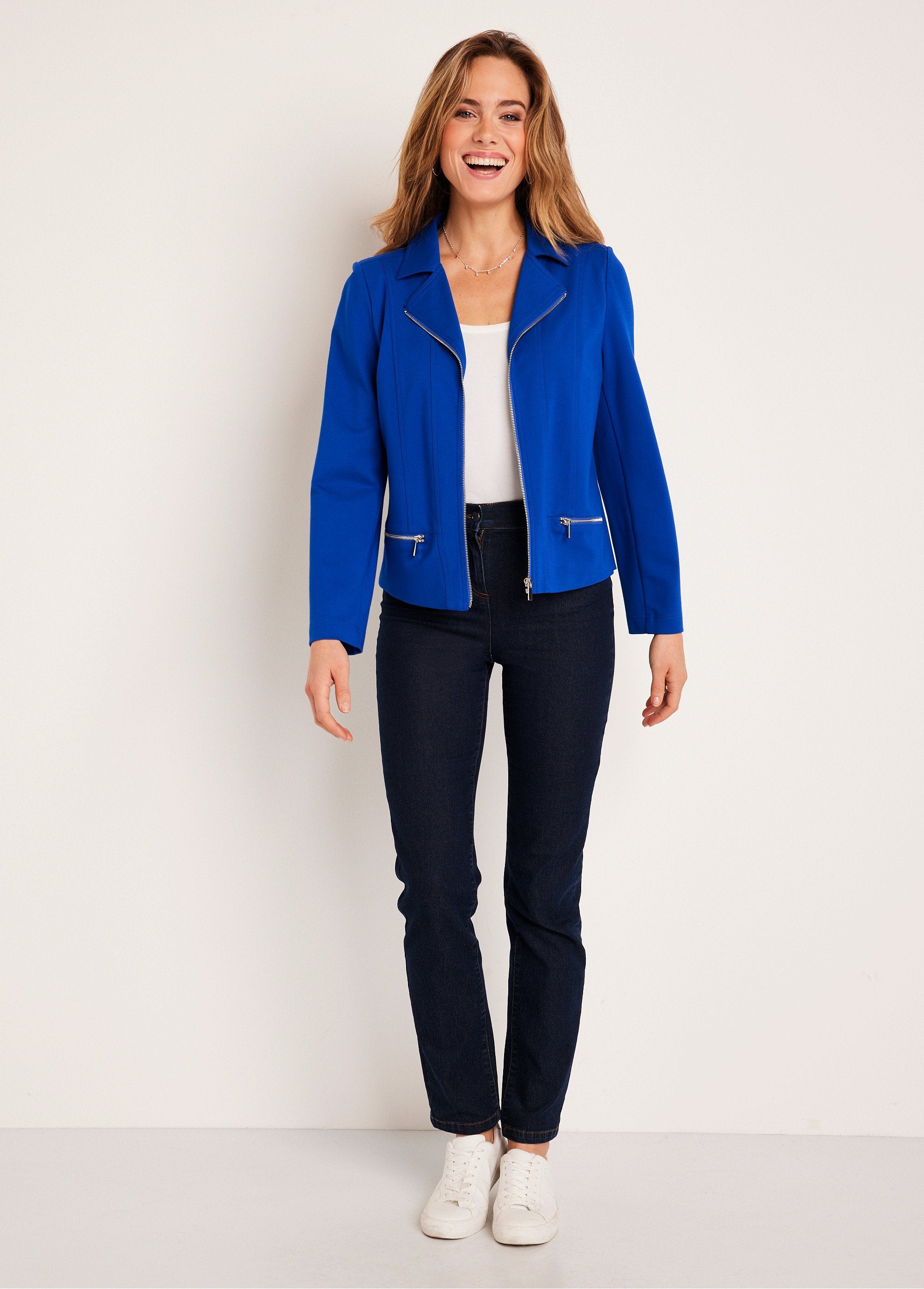 Chaqueta_corta_recta_de_punto_con_cremallera_azul_duro_SF1_slim