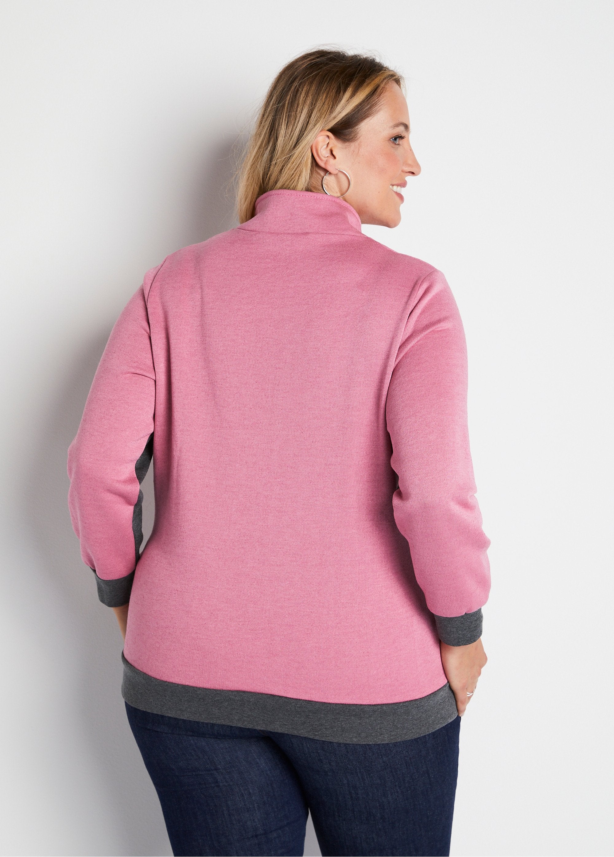 Chaqueta_jogging_polar_con_purpurina_y_cremallera_rosa_y_gris_DO1_curvy