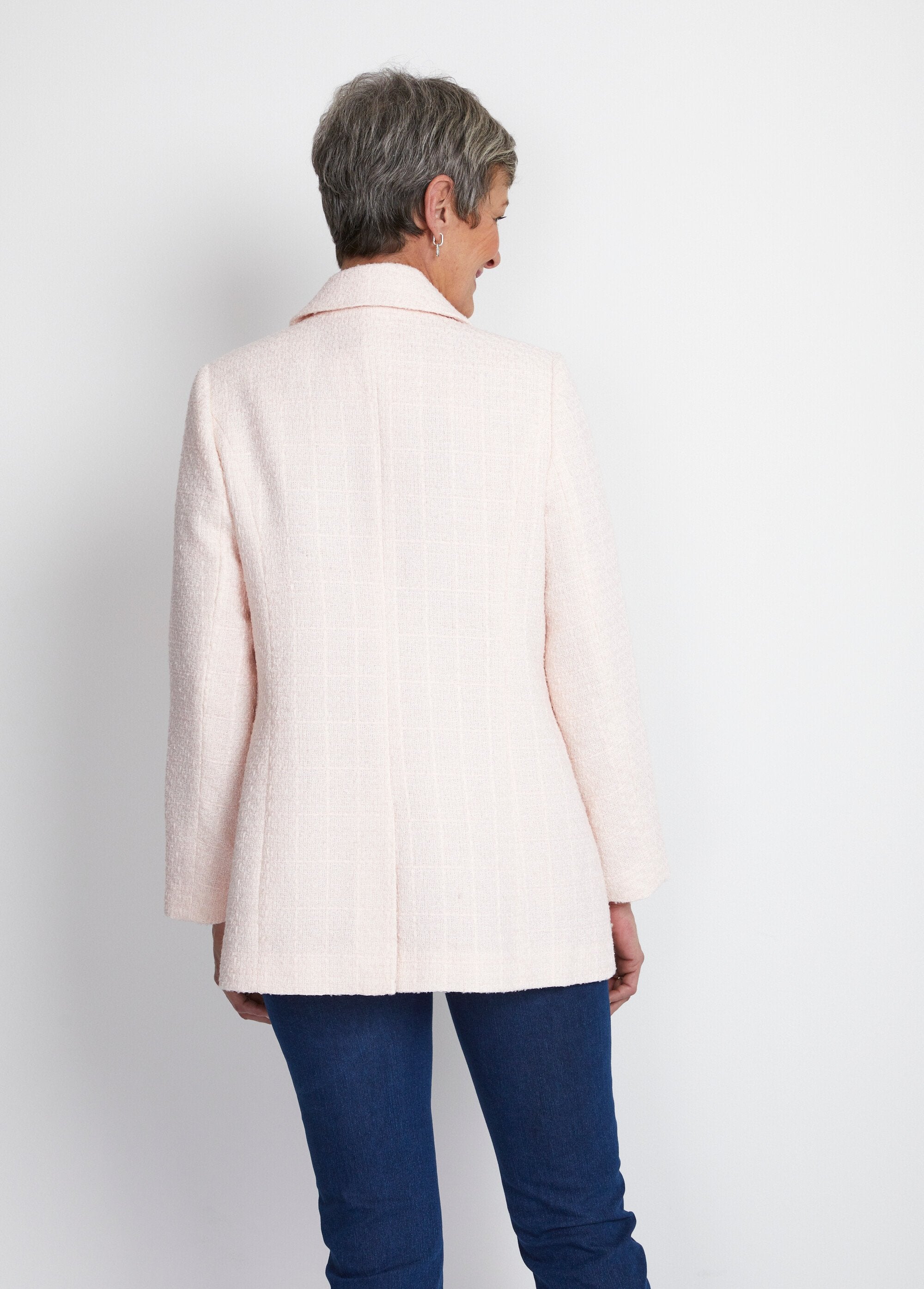 Chaqueta_recta_abotonada_de_tejido_con_cuello_sastre_Rose_pale_DO1_slim